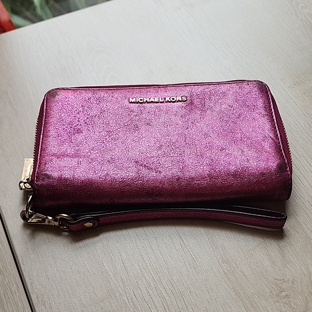 Used Michael Kors‎ Fuschia pink wallet